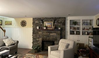 10 Lindgren Ter, Ansonia, CT 06401