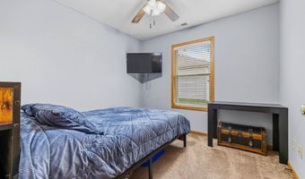 421 Manahan Dr, Angola, IN 46703