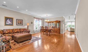 5 Minot Light Ct, Barnegat, NJ 08005