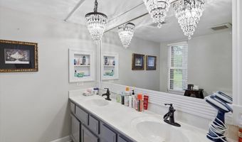 105 Longbranch Dr, Brandon, MS 39042