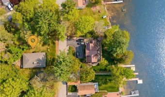 234 Lake Dr, Glocester, RI 02814