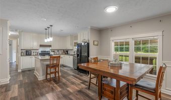 200 Finley Rd, Benton, LA 71006