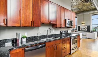 120 S 15th St 301, Airville, PA 15203
