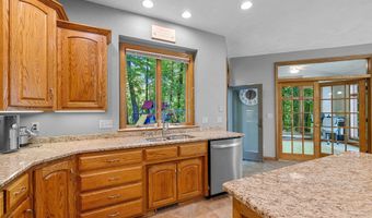 N3880 ANITA WIECKERT Road, Appleton, WI 54913