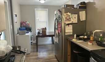 551 N STATE St, Appleton, WI 54911