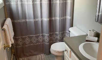 29 Meadowbrook Dr, Brooklyn, CT 06234