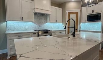 523 Joann Way, Barling, AR 72923