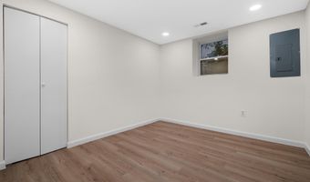 2316 FORT Dr, Alexandria, VA 22303
