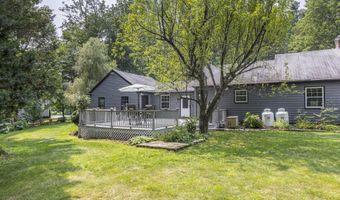 91 Blackstrap Rd, Falmouth, ME 04105