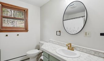 33 Valley View Rd, Berlin, VT 05679