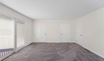704 Fairway Dr 704, Middletown, RI 02842