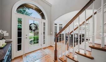 985 W Martin Ave, Amherst, OH 44001