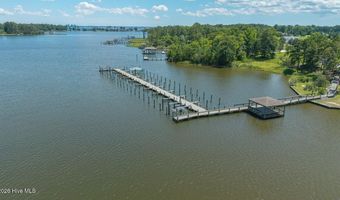 46 Carolina Way, Arapahoe, NC 28510