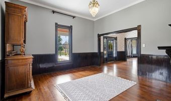 108 King St, Adairsville, GA 30103