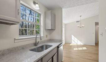 545 Roberts Rd, Athens, GA 30606