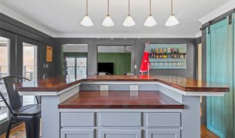 6115 Terri Lynn Dr, Affton, MO 63123