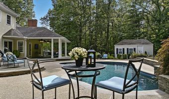 4 Brushwood Dr, Atkinson, NH 03811