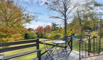 8216 Mackenzie Rd, Affton, MO 63123