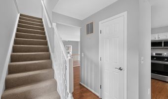 20944 ROOTSTOWN Ter, Ashburn, VA 20147