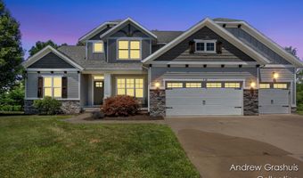 10 Fox Point Ct, Ada, MI 49301