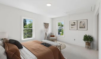 4 Washington St, Bath, ME 04530