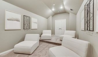 221 Comanche Trl, Alvarado, TX 76009