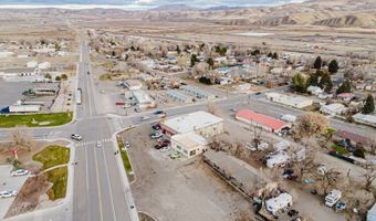 915 Chestnut St, Carlin, NV 89822