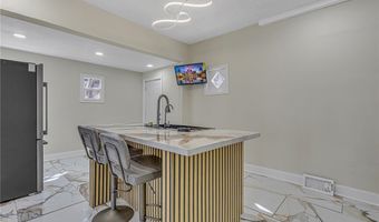 517 Highland Ave, Aliquippa, PA 15001