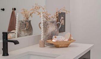 388 Church St, Ammon, ID 83401