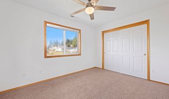 375 McClure Ave, Astoria, OR 97103