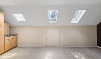 5110 DUVALL Dr, Bethesda, MD 20816