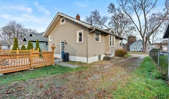 640 Plainfield Rd, Akron, OH 44312