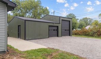 1105 Pearl St, Austin, IN 47102