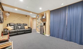 3 Hemion Way, Airmont, NY 10901