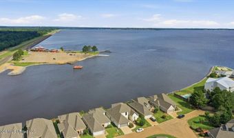 15 Charleston Cir, Brandon, MS 39047