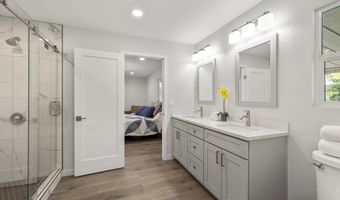 7102 San Bartolo St 11, Carlsbad, CA 92011