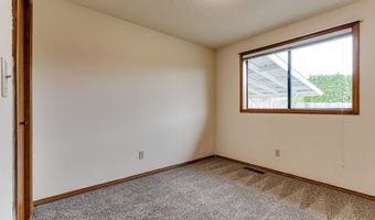 4826 CHESTNUT Ct SE, Albany, OR 97322