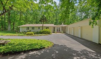 17810 POND Rd, Ashton, MD 20861