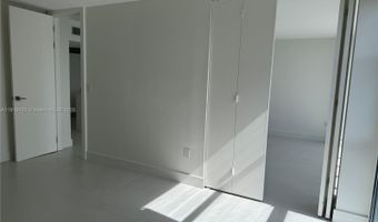 3625 N Country Club Dr 1907, Aventura, FL 33180