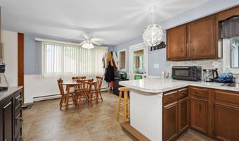 59 Litchfield Ln, Bristol, CT 06010