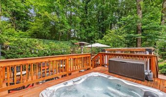 225 Royal Colony Ct, Alpharetta, GA 30022
