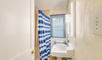 316 E 6TH St, Laurel, DE 19956