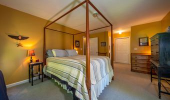 140 Ironworks Rd, Clinton, CT 06413
