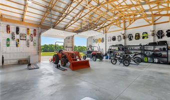 1372 N 150 Rd, Baldwin City, KS 66006