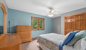 2917 E FALLCREEK Ln, Appleton, WI 54913