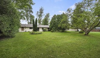 910 E 3rd St, Auburn, IN 46706