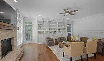 7989 Magnolia Sq, Atlanta, GA 30350