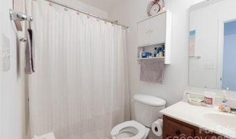 627 Smokehouse Ln, Albemarle, NC 28001