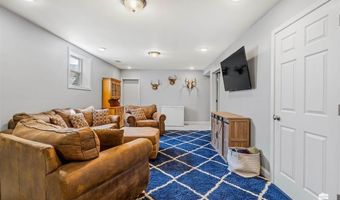 3673 Stewart Farm Rd, Wamego, KS 66547