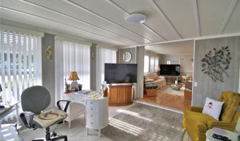 123 HOLIDAY Ln, Auburndale, FL 33823